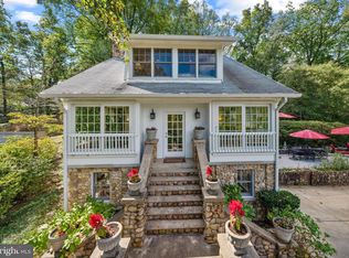 702 Sligo Creek Pkwy, Takoma Park, MD 20912