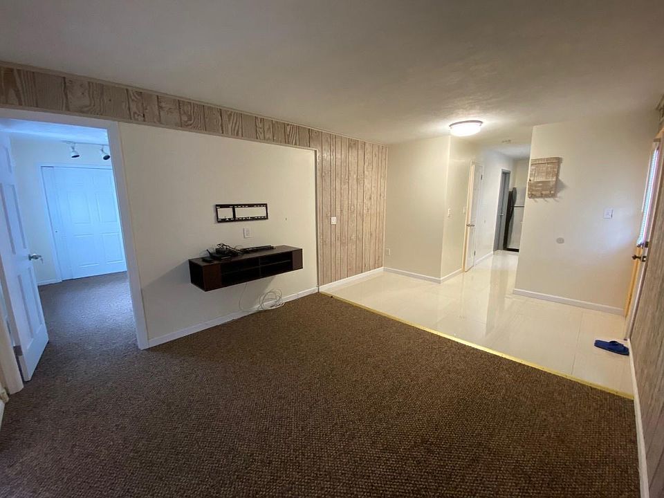 1st image of 148 Slater Blvd Floor 1