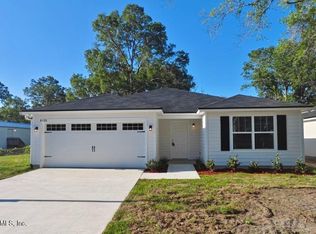 8126 Vining St, Jacksonville, FL 32210