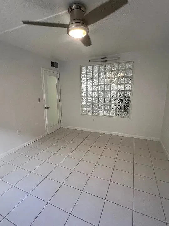 1 bed, 570 sqft, $1,750 — Photo 3