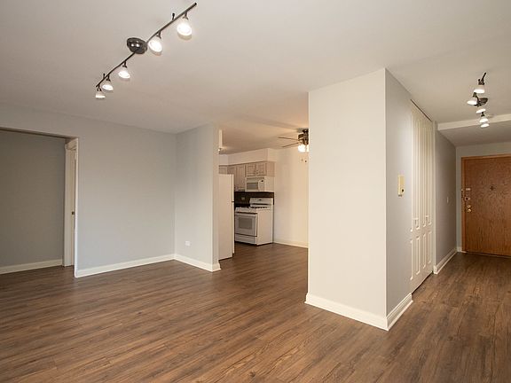 5th image of 8025 W Oconnor Dr #3B