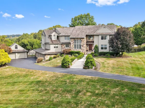 200 Barn Hill Rd, West Chester, PA 19382