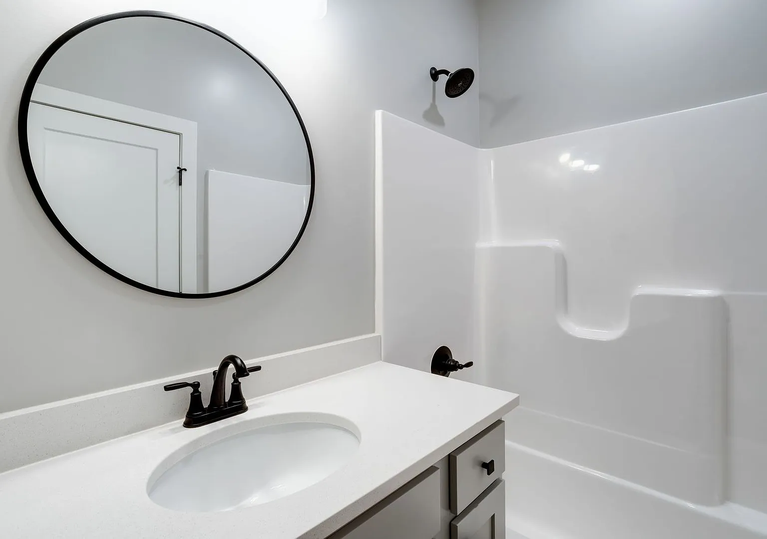 3 Bedroom, 2 Bathroom! — Photo 4