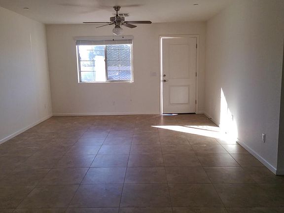3rd image of 639 S Elm