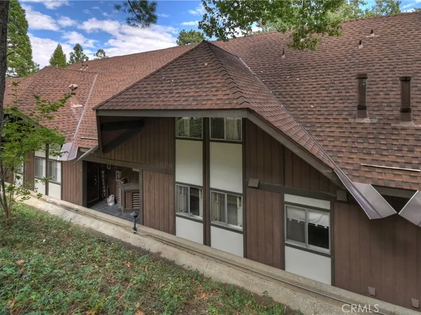 966 Willow Creek Rd APT 25, Lake Arrowhead, CA 92352