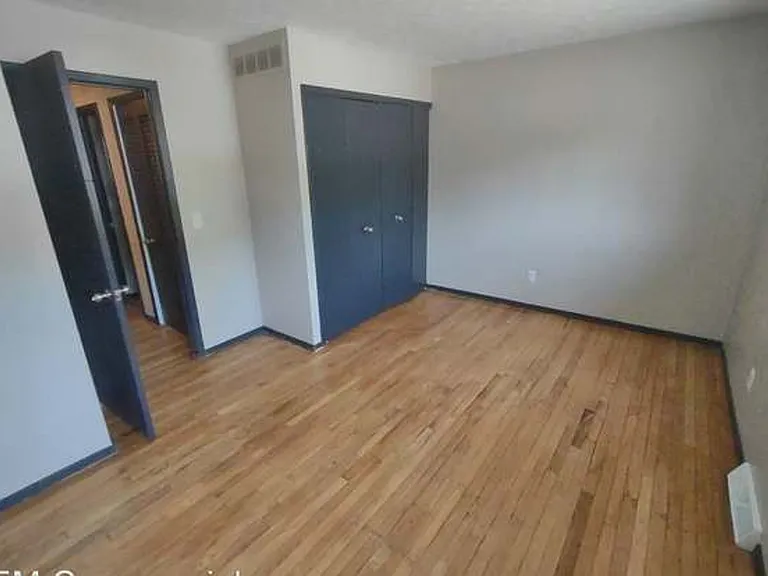 Cottonwood Lane — Photo 3
