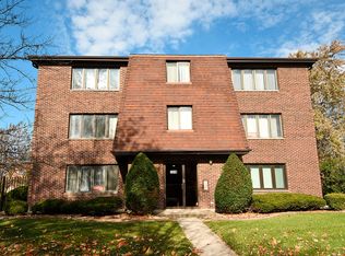 7310 Tiffany Dr APT 2A, Orland Park, IL 60462