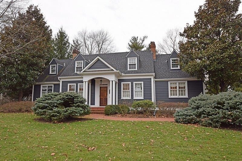 1st image of 812 Yale Ave
