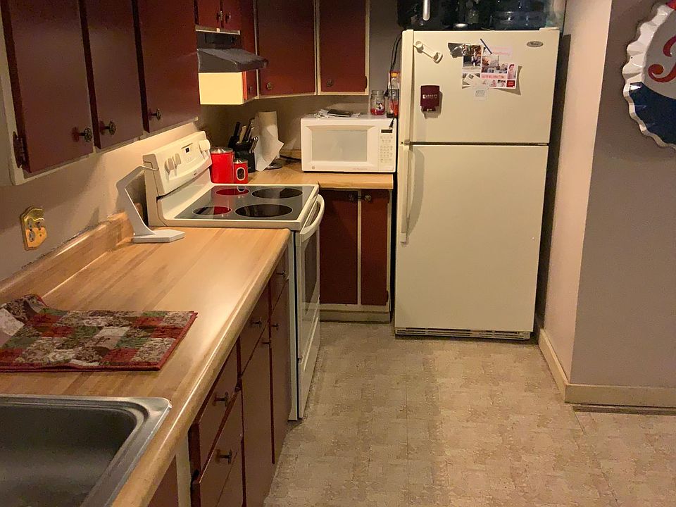 1st image of 718 N 22nd St