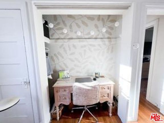 5th image of 1118 20th St APT D