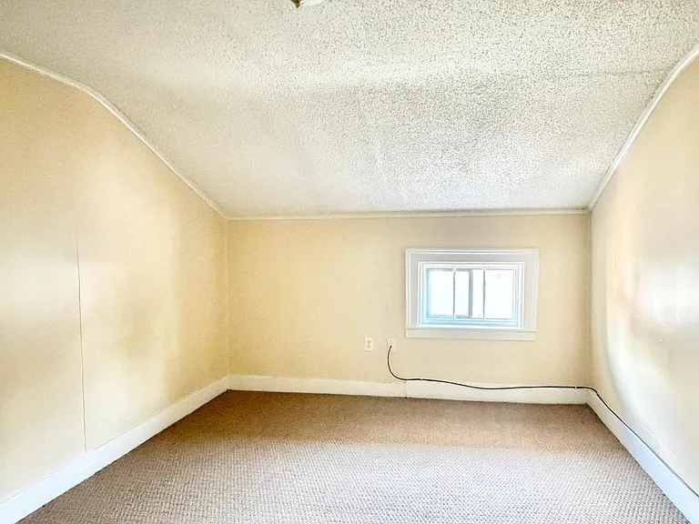 23 Brown St #3A — Photo 9