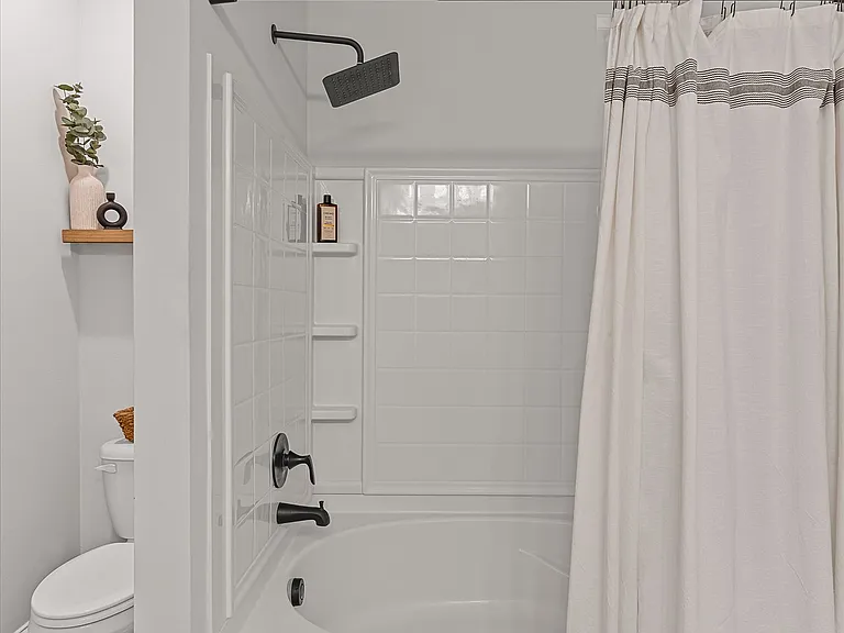 24 Venecia Ct — Photo 12