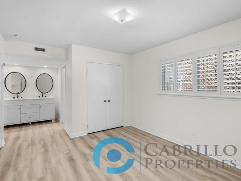 4239 Cleveland Ave #6 — Photo 13