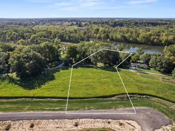 5930 Grand Vista Dr, Coopersville, MI 49404