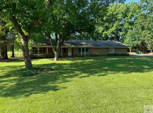 1521 Moores Ln, Texarkana, TX 75503