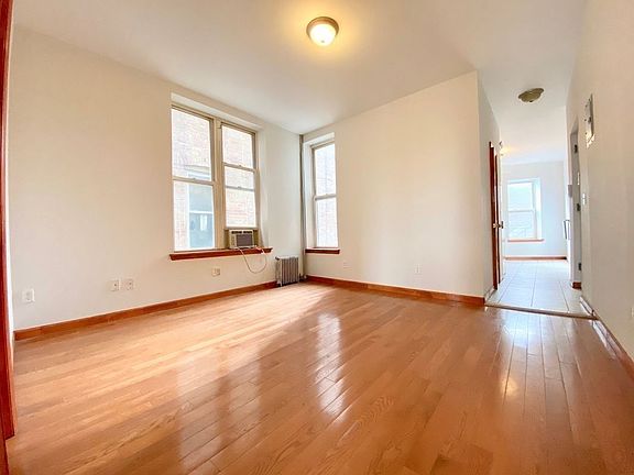 3rd image of 386 Prospect Pl APT 2L