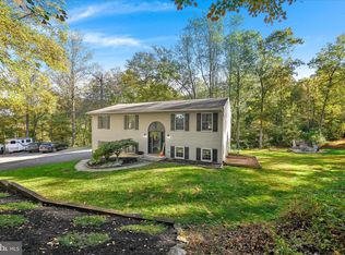 122 Witmer Rd, Reinholds, PA 17569