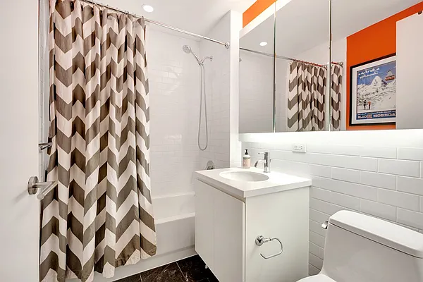 Sold by Compass | media 21