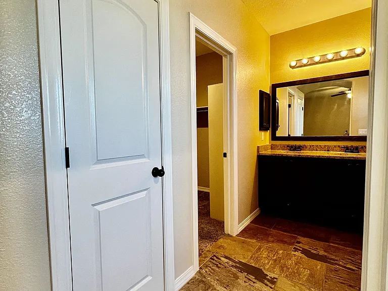 14356 George Campbell Ct — Photo 21