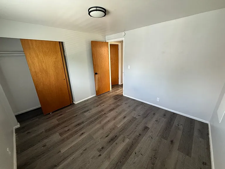 2630 S 800 E — Photo 5