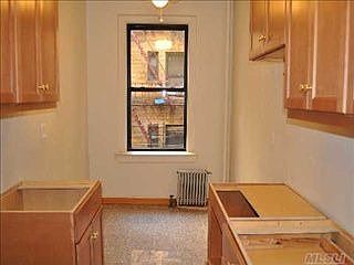 2nd image of 4333 48th St APT 5B