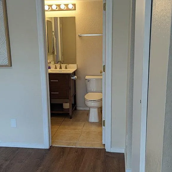 2717 N Pacific Dr — Photo 13