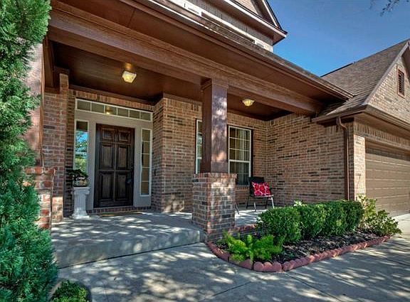3rd image of 3709 Longhorn Acres