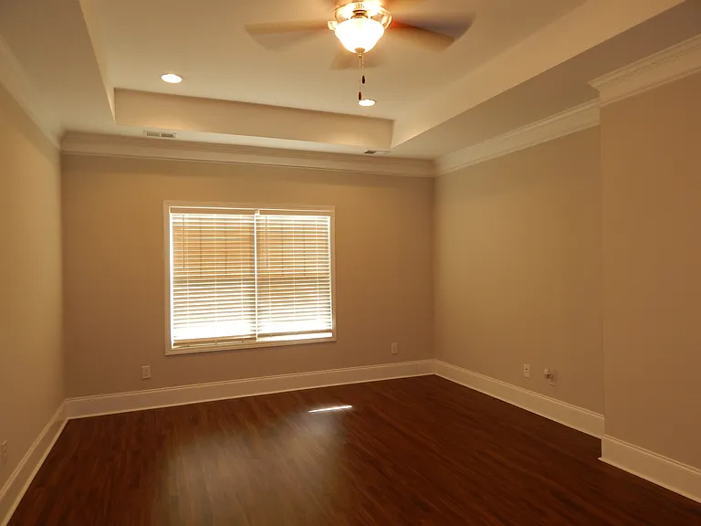 408 Senate St — Photo 16