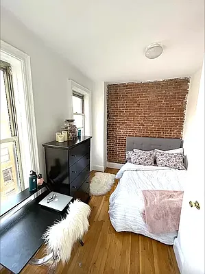 Rented by LJ Sloane Management | media 12