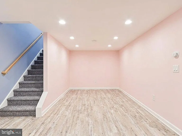 540 Sayre Dr — Photo 15