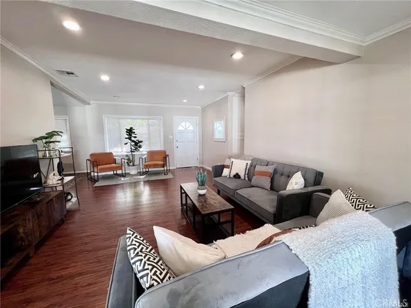 6944 Aura Ave, Reseda, CA 91335