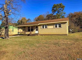 4226 Teejay Dr NW, Huntsville, AL 35810