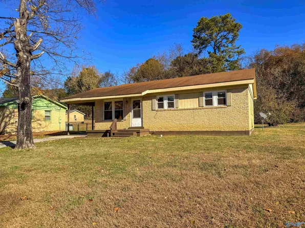 4226 Teejay Dr NW, Huntsville, AL 35810