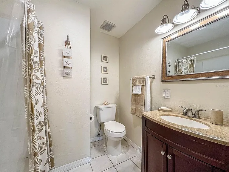 297 Cheshire St — Photo 23