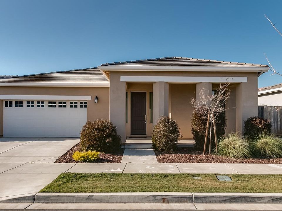1st image of 2718 Mustang Dr