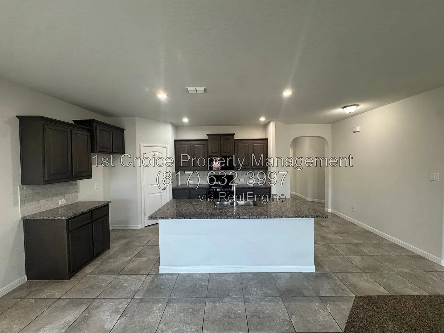 4 bed, 2.0 bath, 1670 sqft, $2,095 — Photo 4