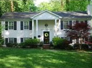 201 Walden Pl, Raleigh, NC 27609