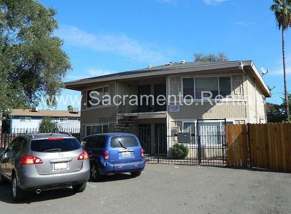 1st image of 2955 Portsmouth Dr APT 1