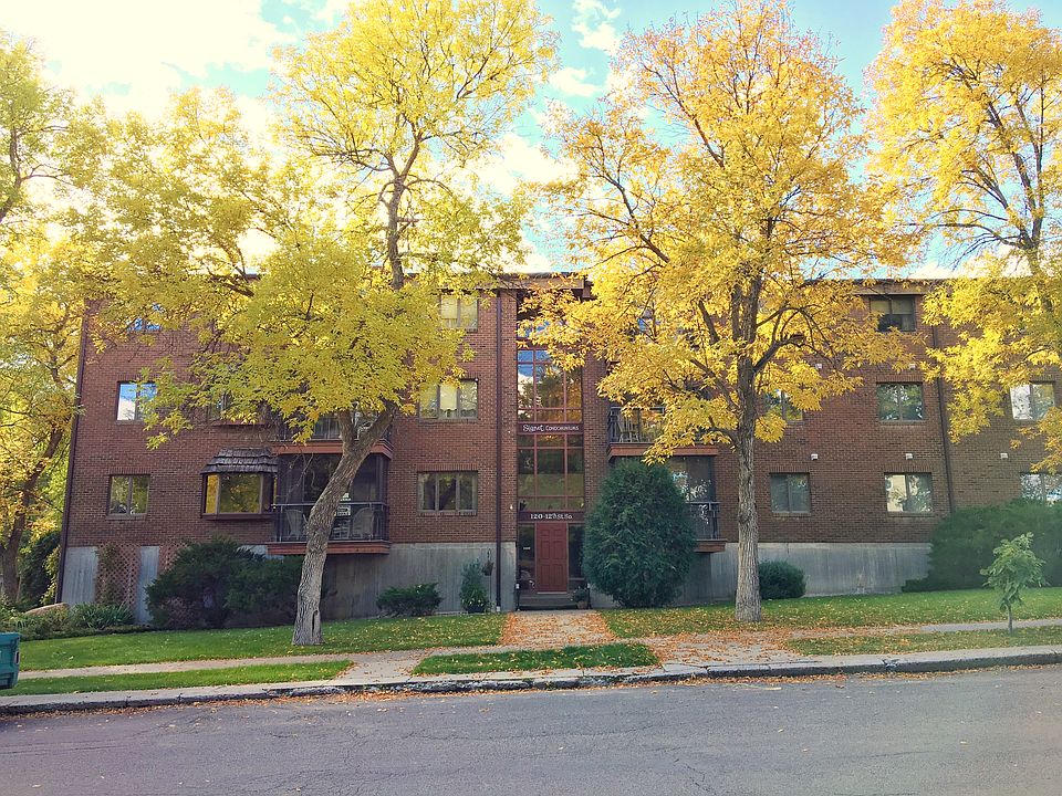 Main entrance Signet Condos