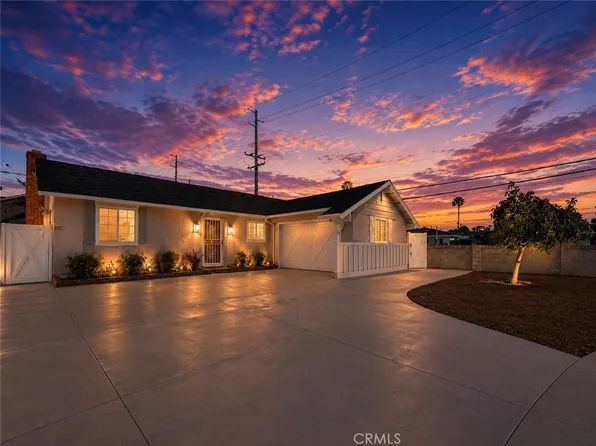 17472 Waal Cir, Huntington Beach, CA 92647