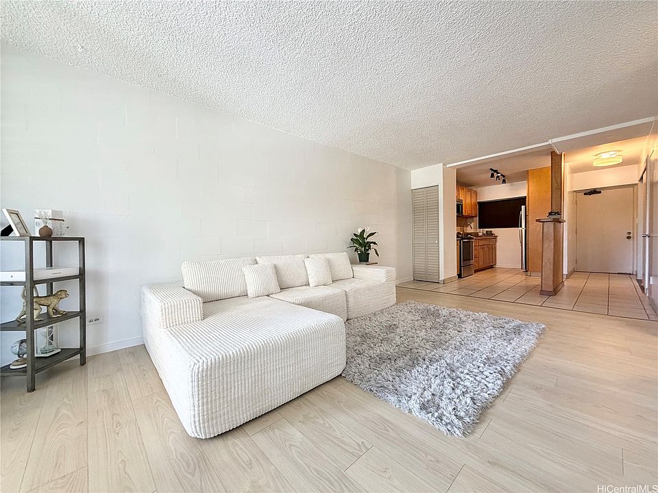 1st image of 2488 Kapiolani Blvd APT 303