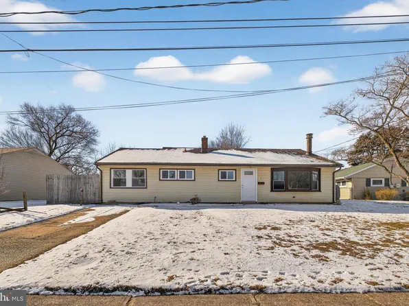 3 Marlyn Rd, Newark, DE 19713