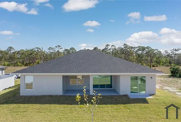 4 bed, 1683 sqft, $2,800 — Photo 3