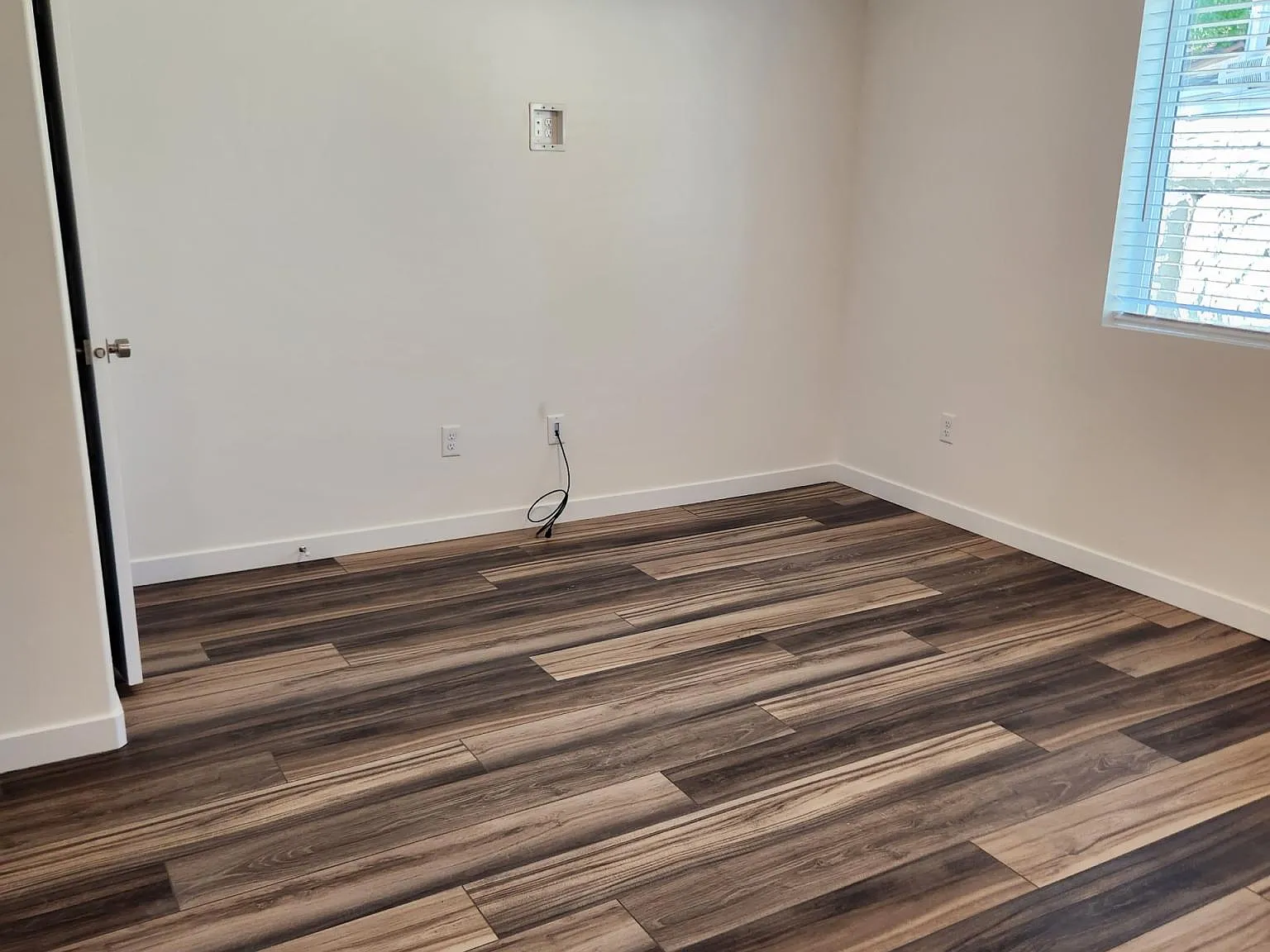 3 bed, 2.5 bath, 1500 sqft, $1,550 — Photo 4