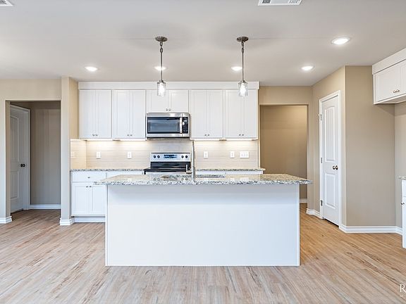 5th image of 3128 Cedarhill Dr