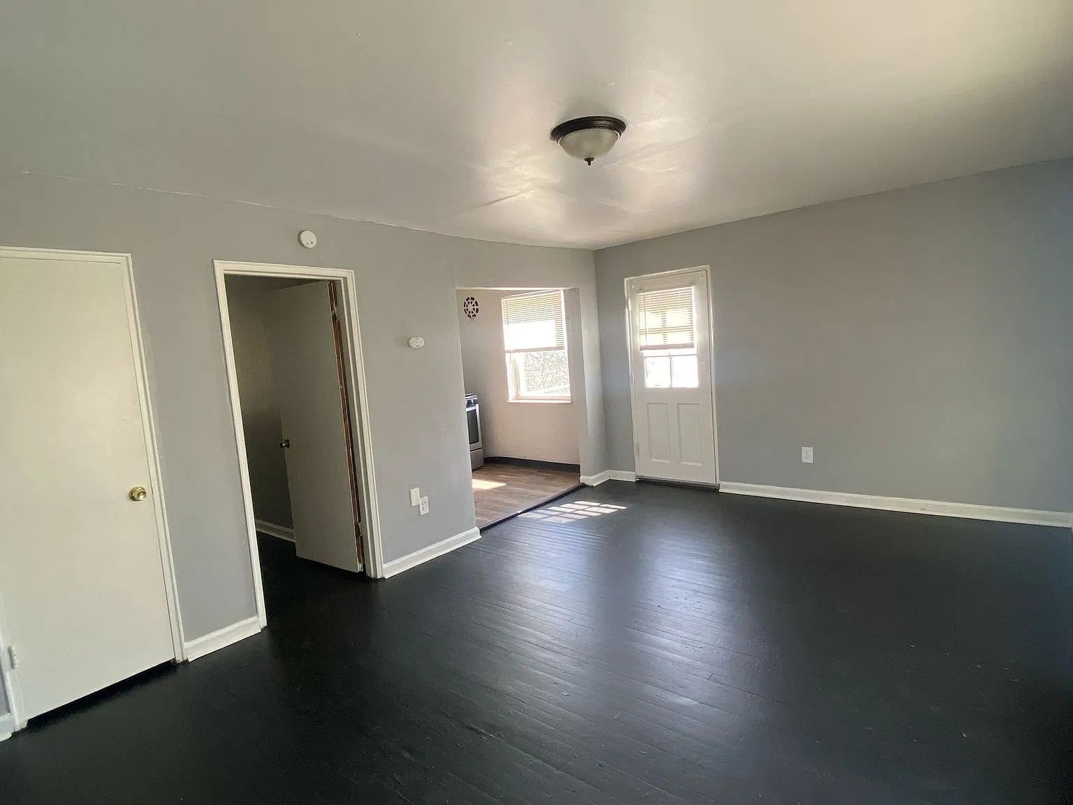 1 bed, 600 sqft, $750 — Photo 3