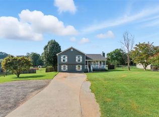 218 Carl Cedar Hill Rd, Winder, GA 30680