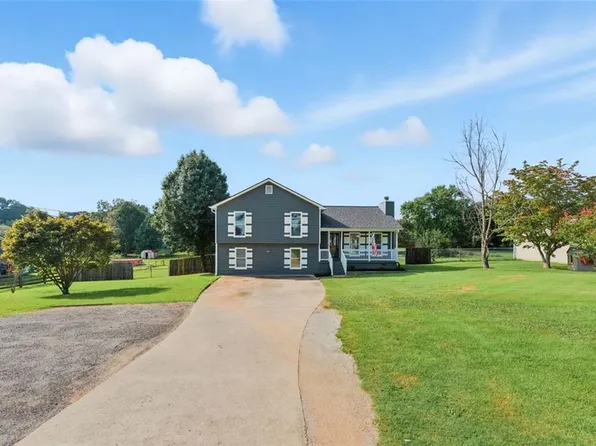 218 Carl Cedar Hill Rd, Winder, GA 30680
