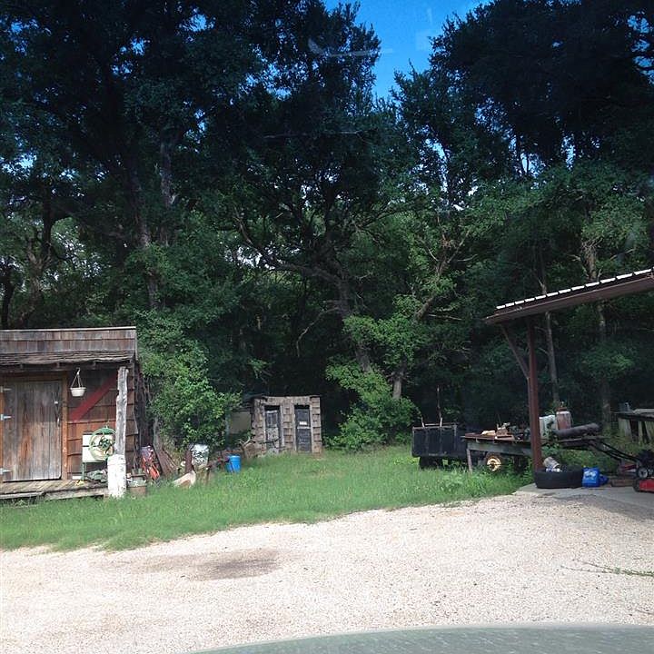 2nd image of 3900 Rogers Hill Rd