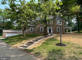 880 Clubhouse Rd, York, PA 17403